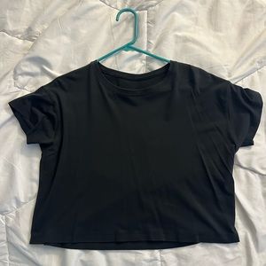 Lululemon cates cropped tshirt